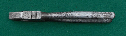 Kraeuter 1130-7 7 in linemans pliers KRAEU091325 06.jpg