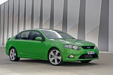 FG-FALCON-XR6-T-SHOWN-WITH-19-ALLOYS.jpg