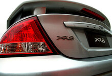 AU-II-FALCON-XR8-SHOWN-IN-LIQUID-SILVER.jpg