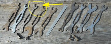 Ronson 'Nine in One' SAE wrench set (patent 942993) 01.jpg