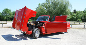 Triumph Herald - Open.jpg