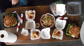 Loak Toung Thai 3807 Center St Tacoma garlic chicken lunch 102325.jpg