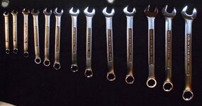 Craftsman 13 pc metric comb wrench set 111625 01.jpg