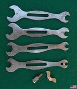Ronson 4 pc Nine-in-One wrench set (patent 942993) RON1111525 03.jpg