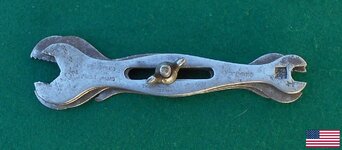 Ronson 4 pc Nine-in-One wrench set (patent 942993) RON2111525 01.jpg Ronson 4 pc Nine-in-One wrench set (patent 942993) RON2111525 01.jpg