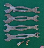 Ronson 4 pc Nine-in-One wrench set (patent 942993) RON2111525 04.jpg