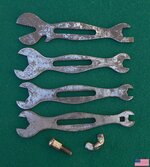 Ronson 4 pc Nine-in-One wrench set (patent 942993) RON4111525 04.jpg