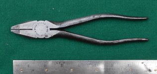 Utica 50-8 8-in Electricians Standard Side-Cutting Pliers 113025 01.jpg