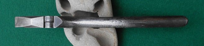 Utica 50-8 8-in Electricians Standard Side-Cutting Pliers 113025 05.jpg
