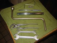 bmw_tools1.jpg bmw_tools1.jpg