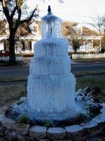 frozen-fountain-44529f82061d0f13.jpg