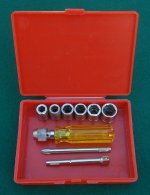 unknown (Japan) 9 pc 1.4 dr SAE socket set 090324 UN3 01.jpg