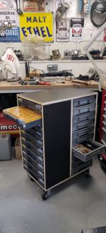 p441_hardware_trolley_02_OG.jpg