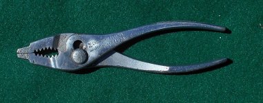 Crescent L26 slip-joint pliers 040826 01.jpg