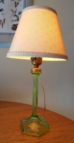 1930s Green Glass Lamp 01.jpg 1930s Green Glass Lamp 01.jpg