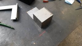40567204ug.jpg