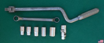 P & C 8 pc socket & wrench set P&C062326 02.jpg