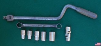 P & C 8 pc socket & wrench set P&C062326 01.jpg