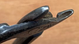 Utica Hog Ring Pliers - jaws.jpg