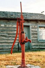 old-hand-pump-319x472.jpg