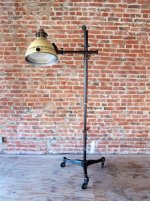 r-light1.jpg