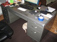 desk1.JPG