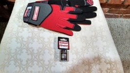 Craftsman_Gloves_15-16_Socket.jpg