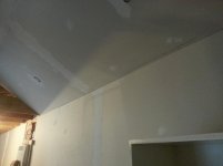 ceilng to wall joint.jpg