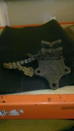 Old Pipe chain vise.jpg