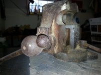 Vise front.jpg