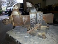 Vise side.jpg