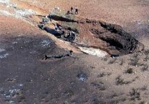 crater04.jpg crater04.jpg