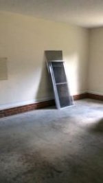 garage 2.jpg