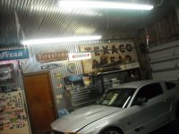 mustang garage 028.jpg