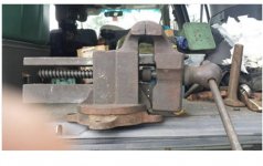 Parker938_vise_CL_LongIslandNY_120bucks_pic2.JPG