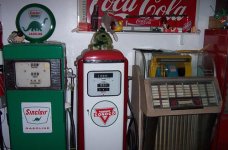 GaspumpsJukebox.jpg