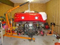 CN - Jack Stands Under Frame After Lifting - DSC01889.JPG