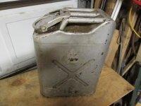 oil can 002.jpg