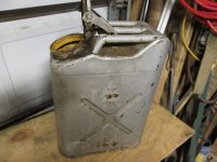 oil can 003.jpg