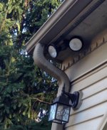 outsidesoffitlightdetaildetachedgarage.jpg