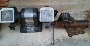 grinder and cadet vise 043.jpg