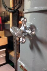 shinyknob.jpg