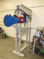 hydraulic press 006.JPG