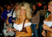 OctoberfestGirl.jpg