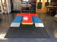 garage2.jpg