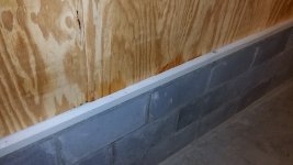 Garage Leak 3-7-14 (15).jpg