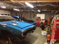 garage1.jpg