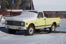 white half ton 4x4 006.jpg