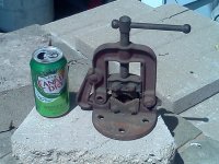 DUNLAP 00-H PIPE VISE1.jpg