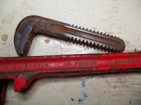 Craftsman pipe wrenches 009.jpg